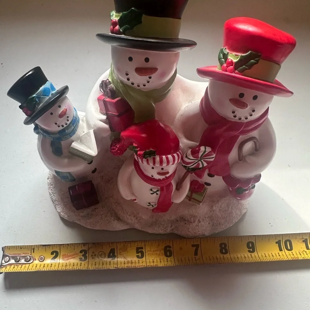 Hobby Lobby Red and Green Holiday Decor Snowman Set‎